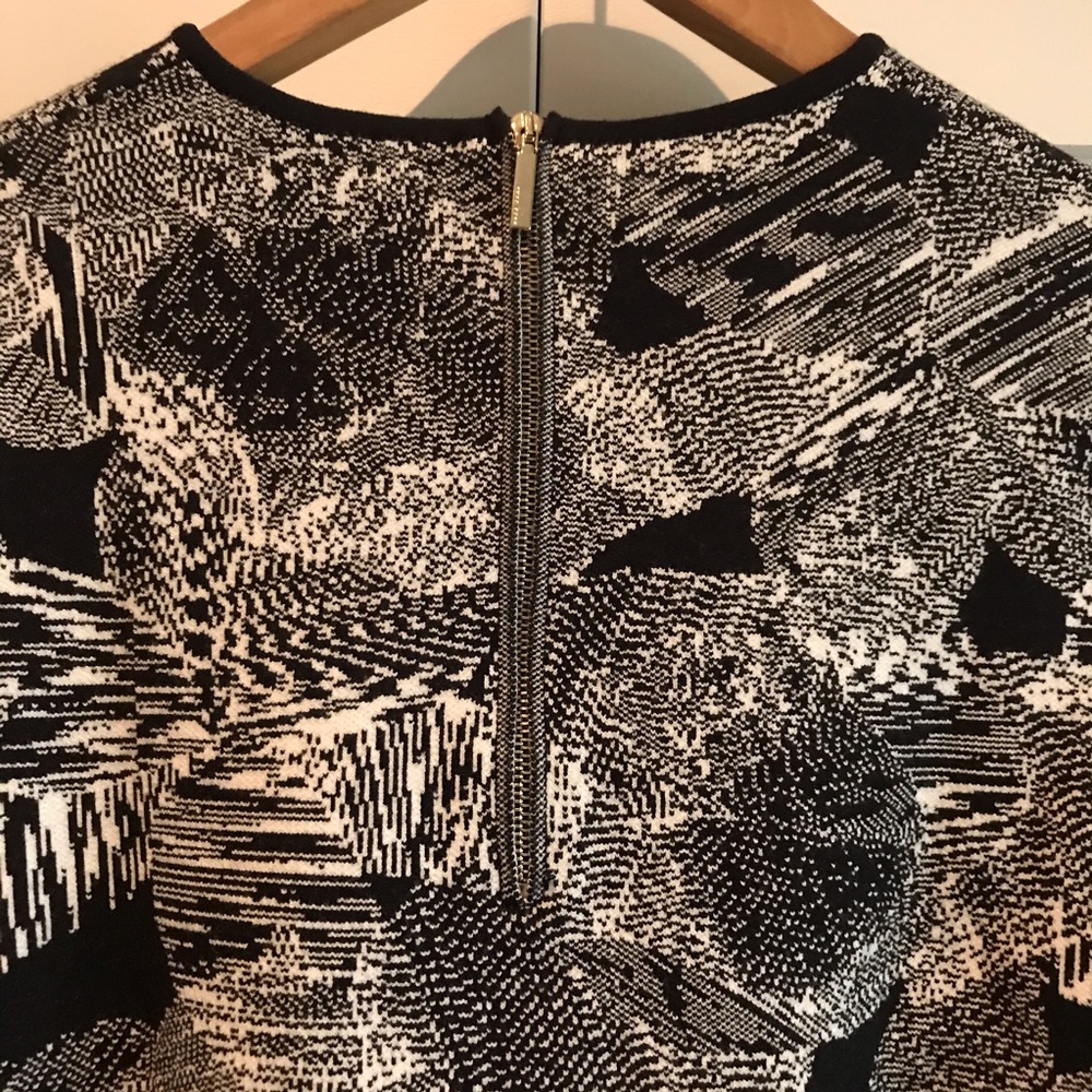 Hugo Boss botanical knit top - Picture 9 of 12
